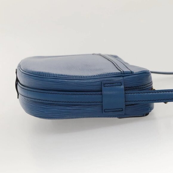 LOUIS VUITTON Epi June Feuille Shoulder Bag Blue - Picture 3 of 16